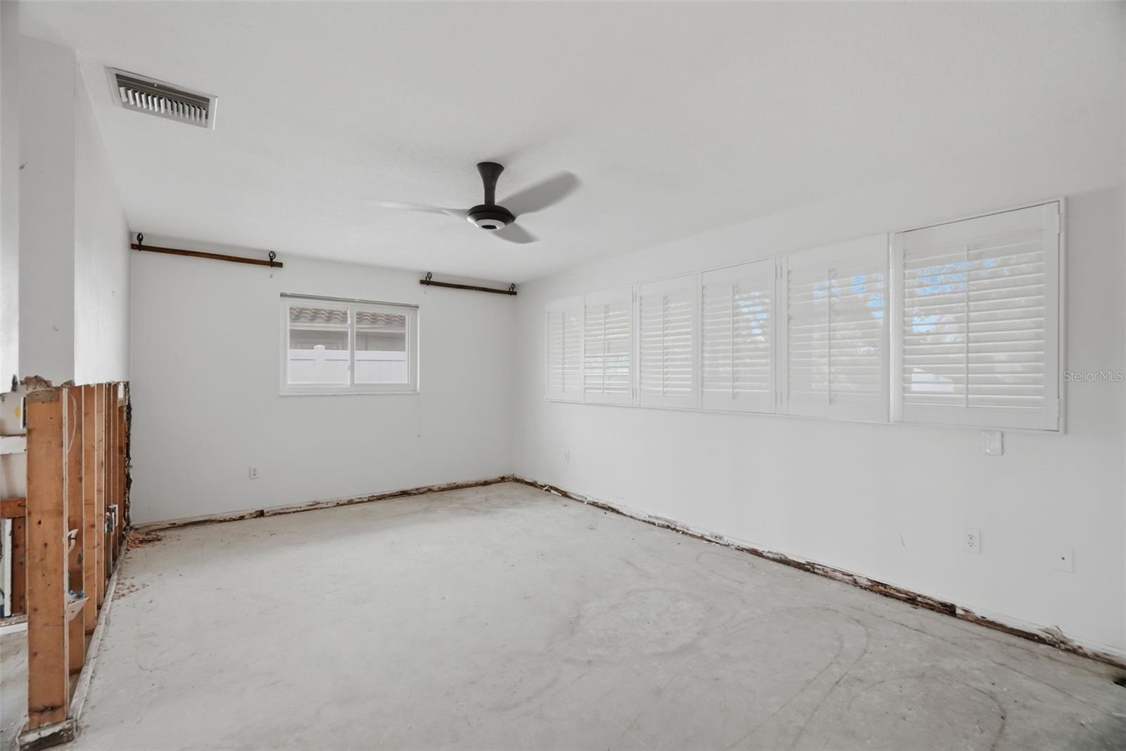 5810 BAHAMA WAY S, ST PETE BEACH, FL — photo 22