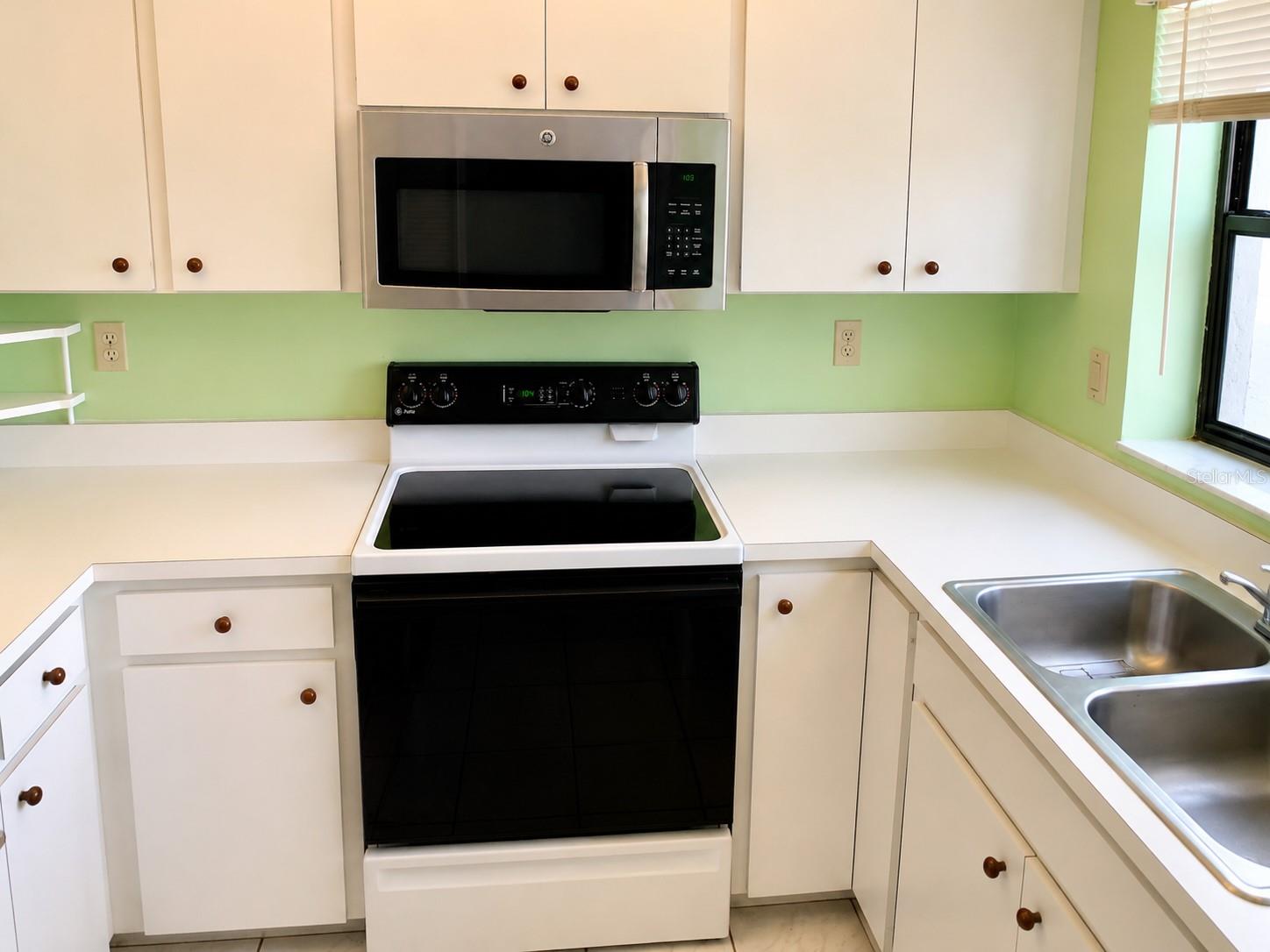 2000 FORREST NELSON BLVD #E3, PORT CHARLOTTE, FL — photo 6