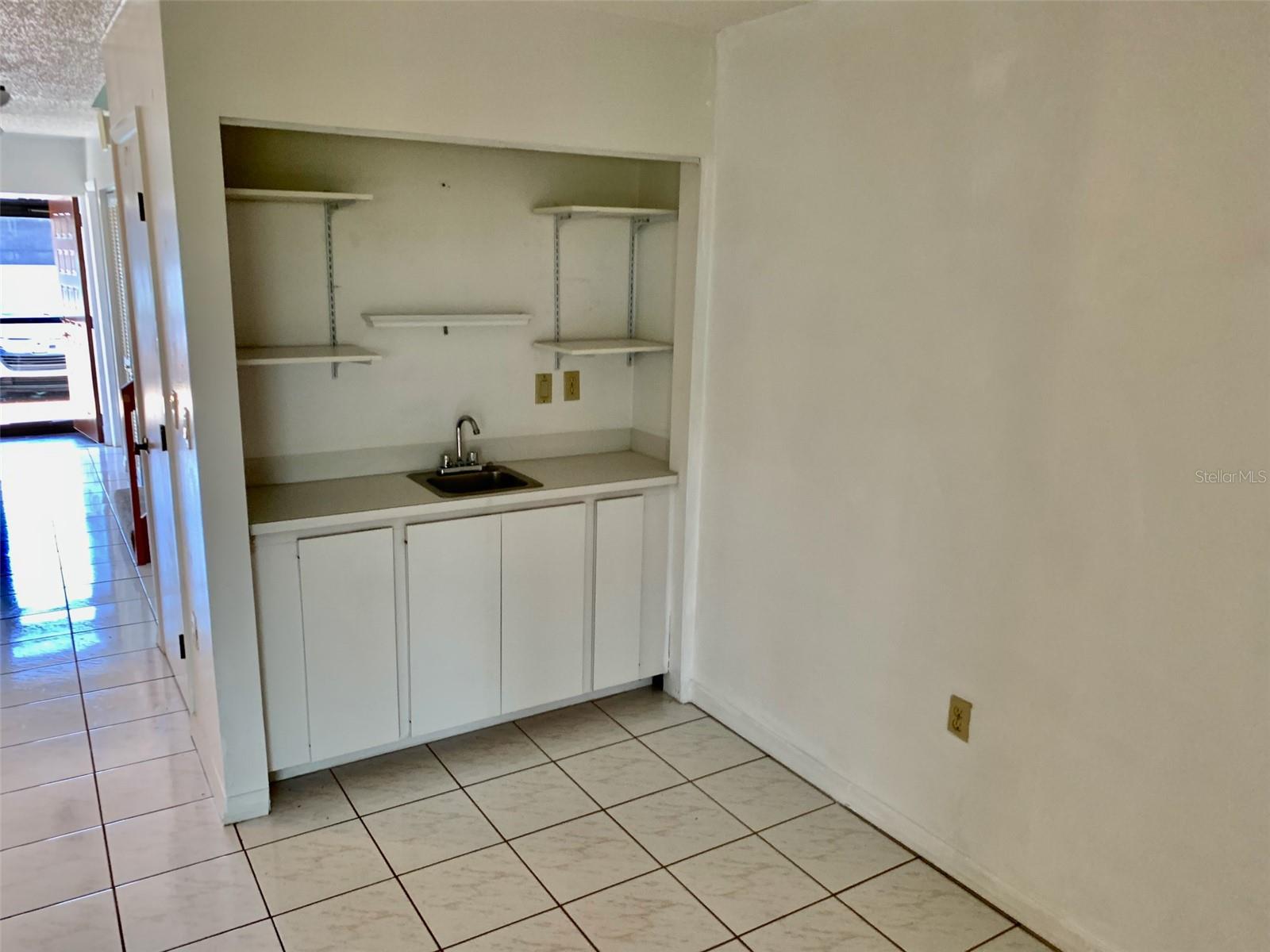2000 FORREST NELSON BLVD #E3, PORT CHARLOTTE, FL — photo 11