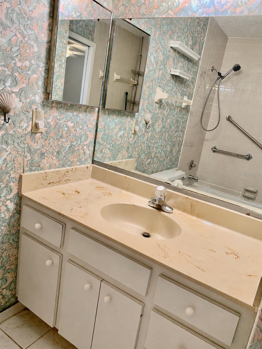 2000 FORREST NELSON BLVD #E3, PORT CHARLOTTE, FL — photo 22