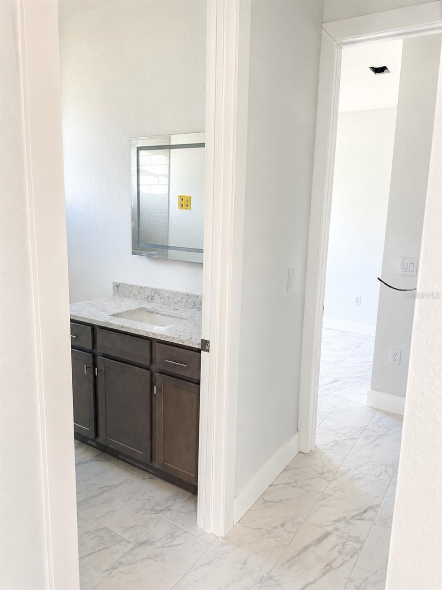 9057 BANTRY BAY BLVD, ENGLEWOOD, FL — photo 12