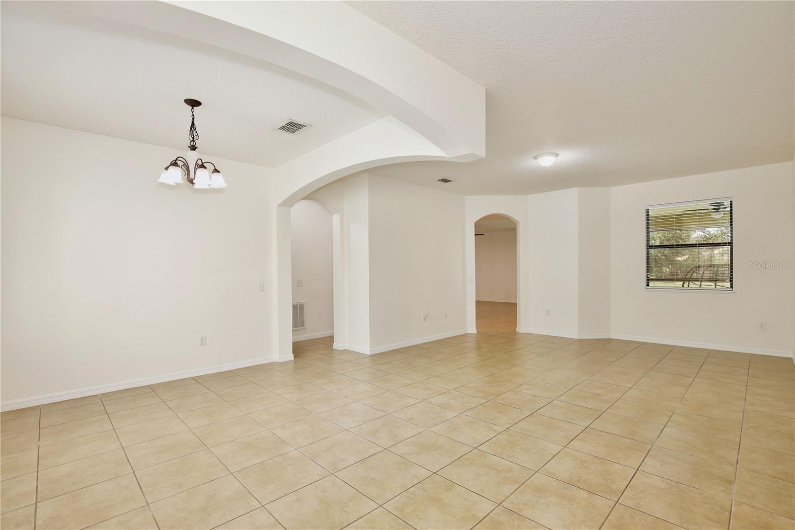 3908 COASTAL BREEZE DR, KISSIMMEE, FL — photo 3