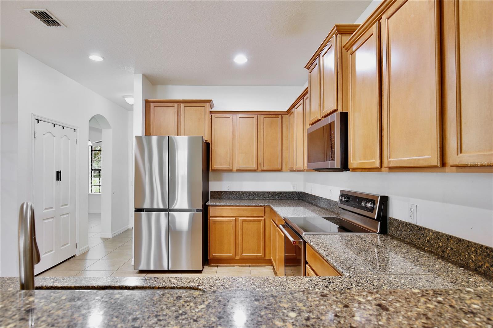 3908 COASTAL BREEZE DR, KISSIMMEE, FL — photo 7