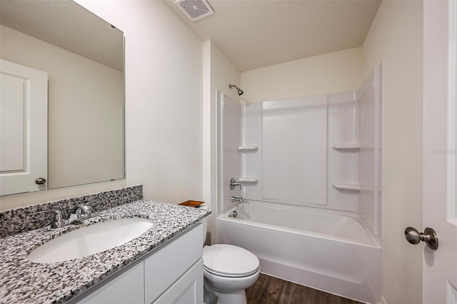 704 OAK HAMMOCK WAY, AVON PARK, FL — photo 21