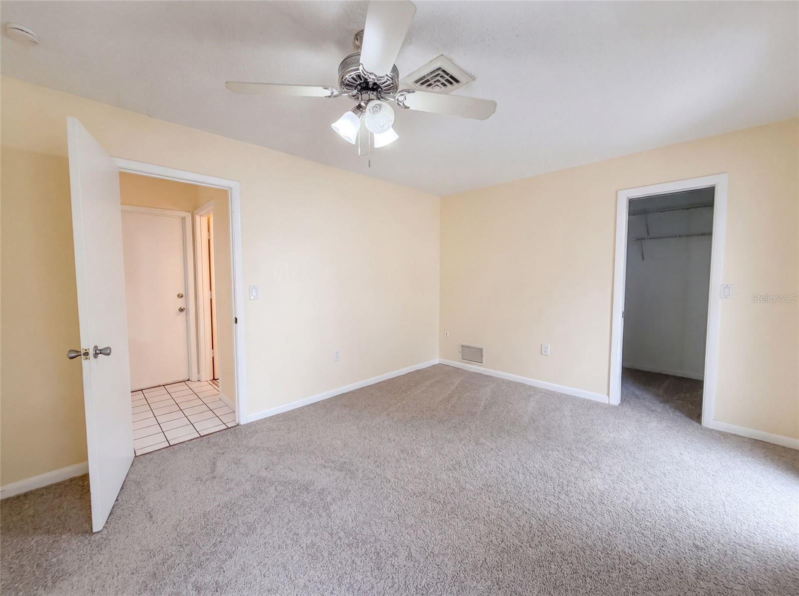 1301 LUCAYA AVE, VENICE, FL — photo 17