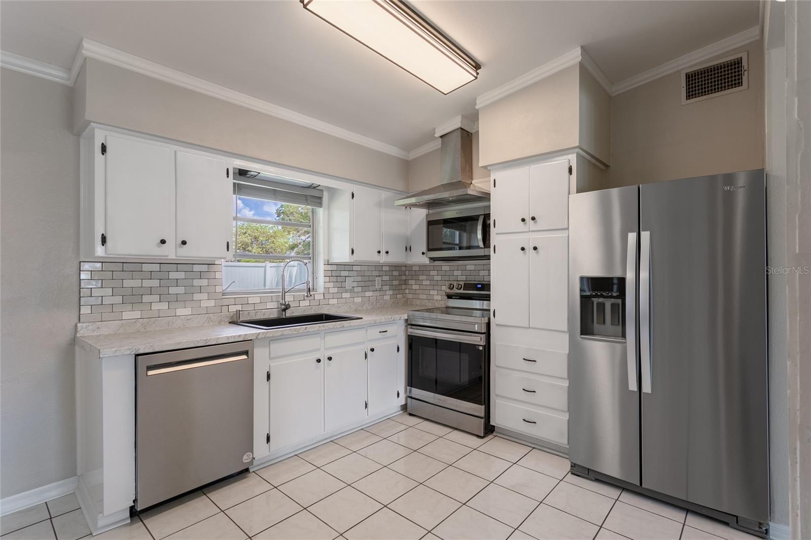 6518 WALTON WAY, TAMPA, FL — photo 9