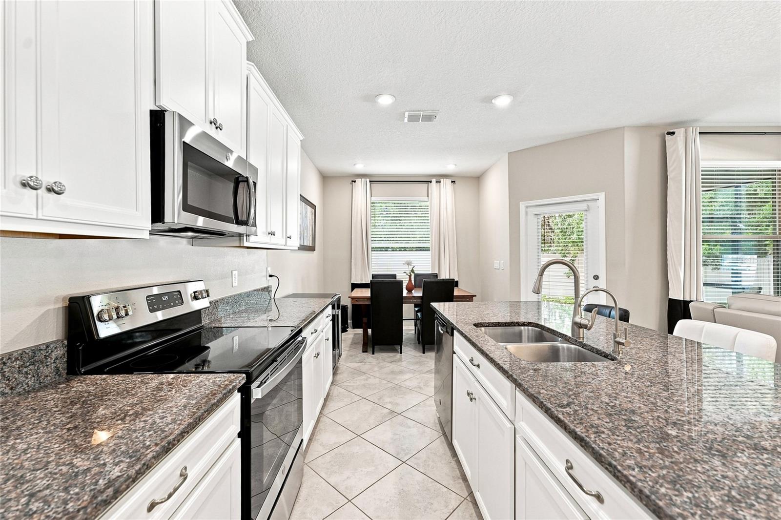 6809 VIA PERLOSO CT, TAMPA, FL — photo 12