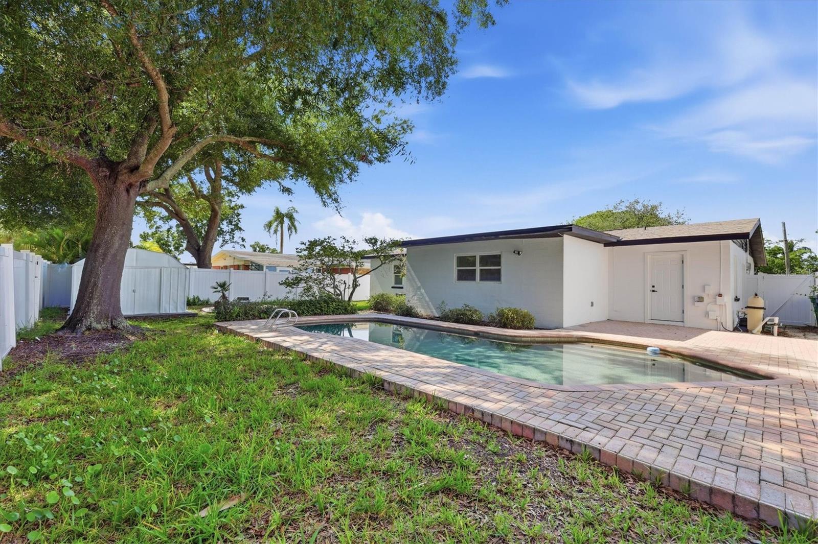 4420 W BAY COURT AVE, TAMPA, FL — photo 25