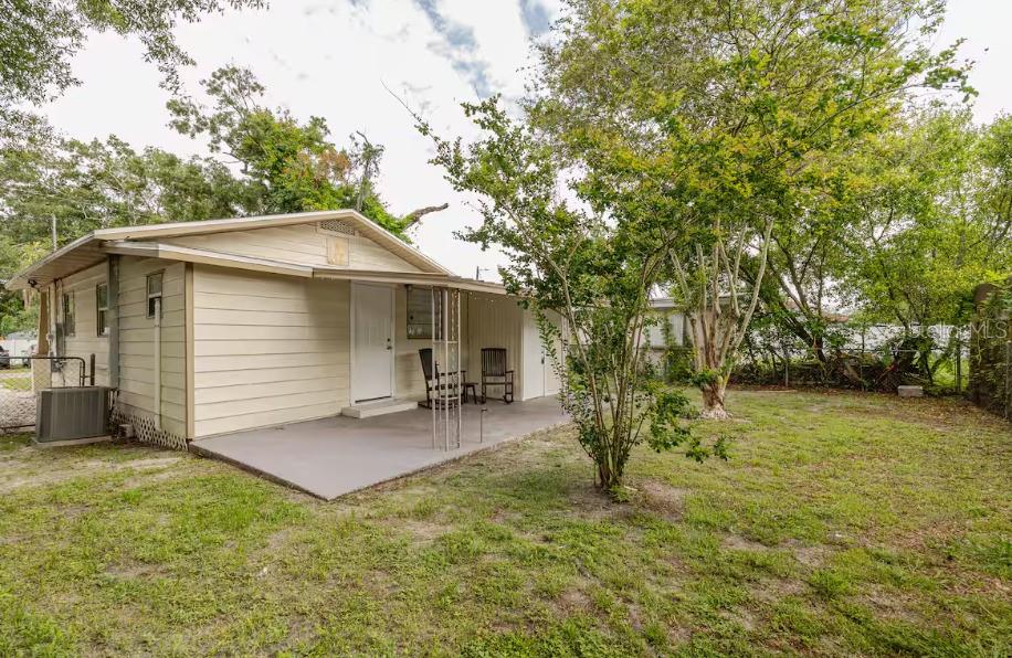 8311 N NEWPORT AVE, TAMPA, FL — photo 13