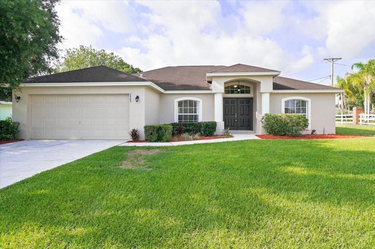 2405 HIGHLANDS VUE PKWY, LAKELAND, FL — photo 2