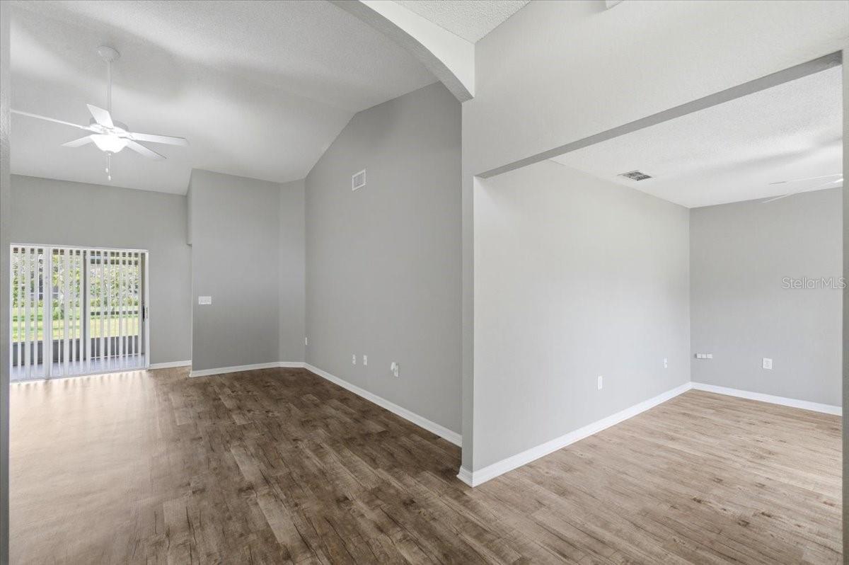 2405 HIGHLANDS VUE PKWY, LAKELAND, FL — photo 12