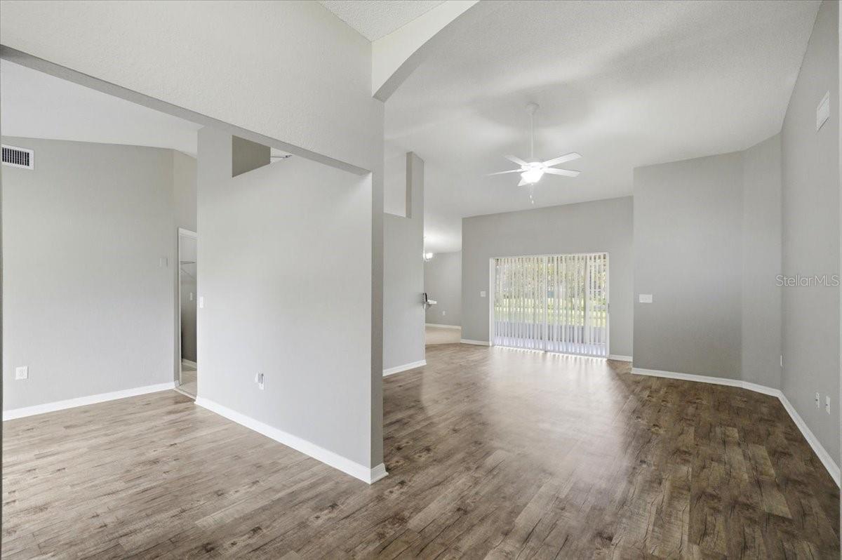 2405 HIGHLANDS VUE PKWY, LAKELAND, FL — photo 16