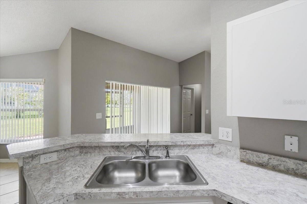 2405 HIGHLANDS VUE PKWY, LAKELAND, FL — photo 17