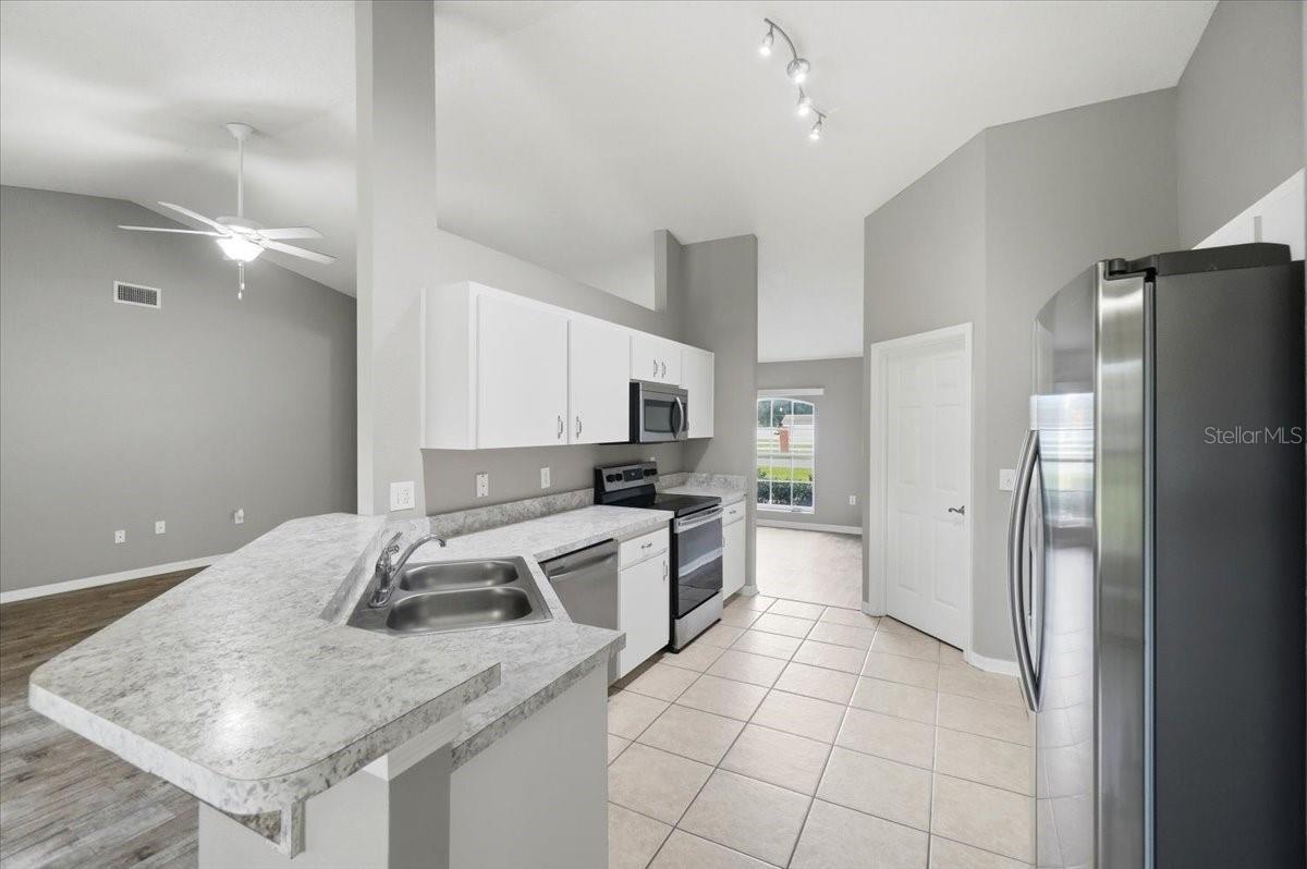 2405 HIGHLANDS VUE PKWY, LAKELAND, FL — photo 20