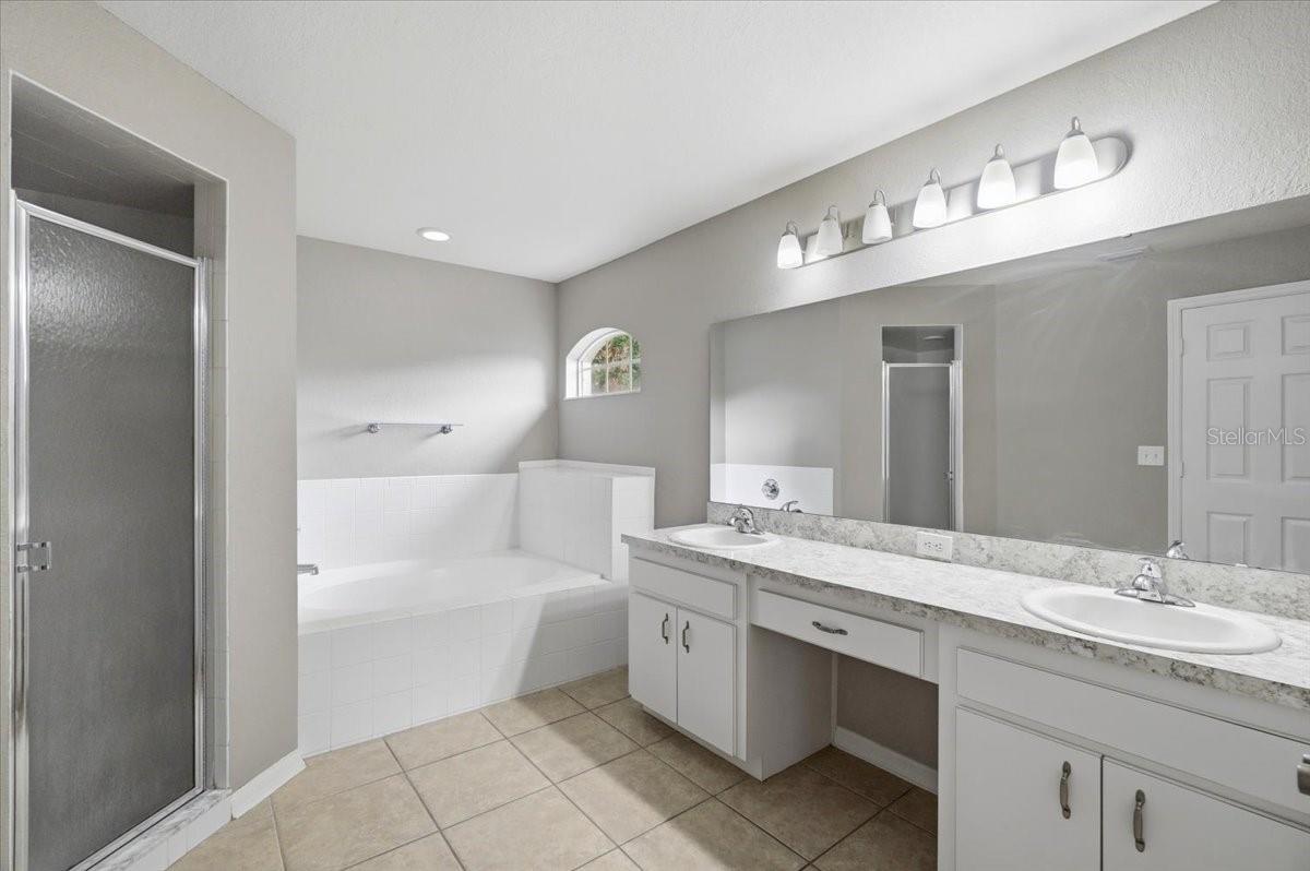 2405 HIGHLANDS VUE PKWY, LAKELAND, FL — photo 31