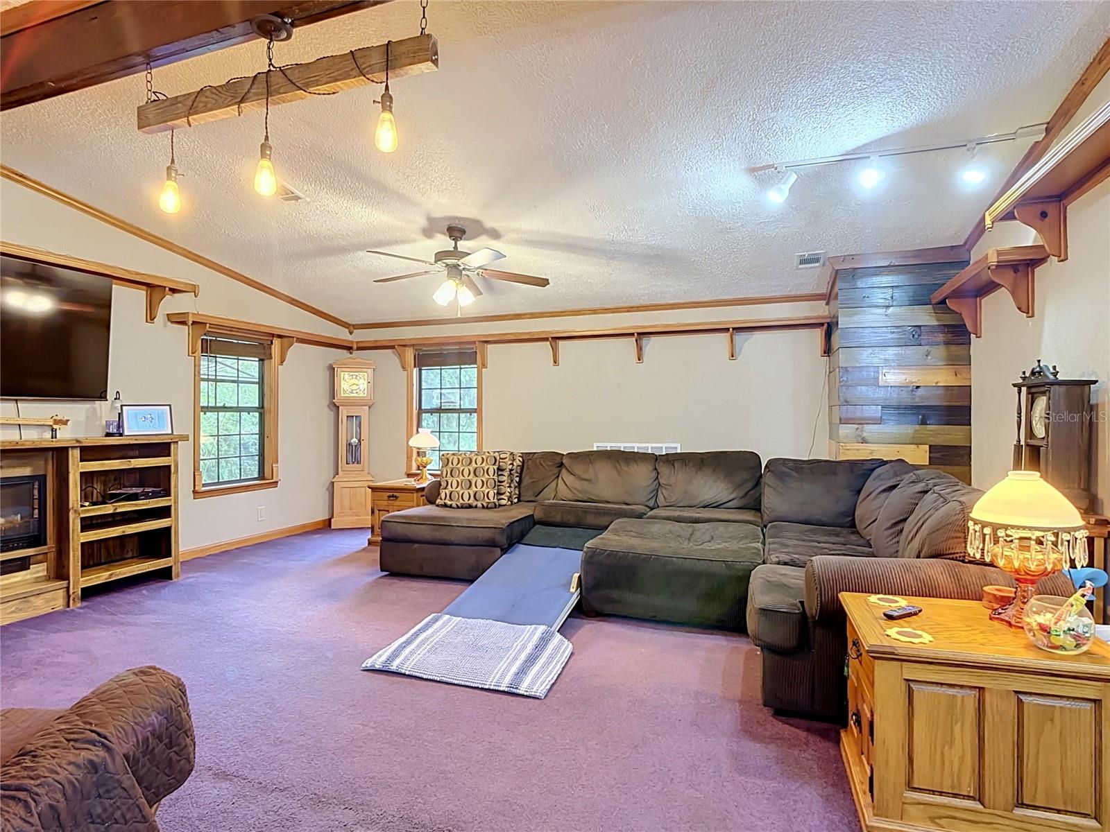 9385 CONCORD RD, ST CLOUD, FL — photo 3