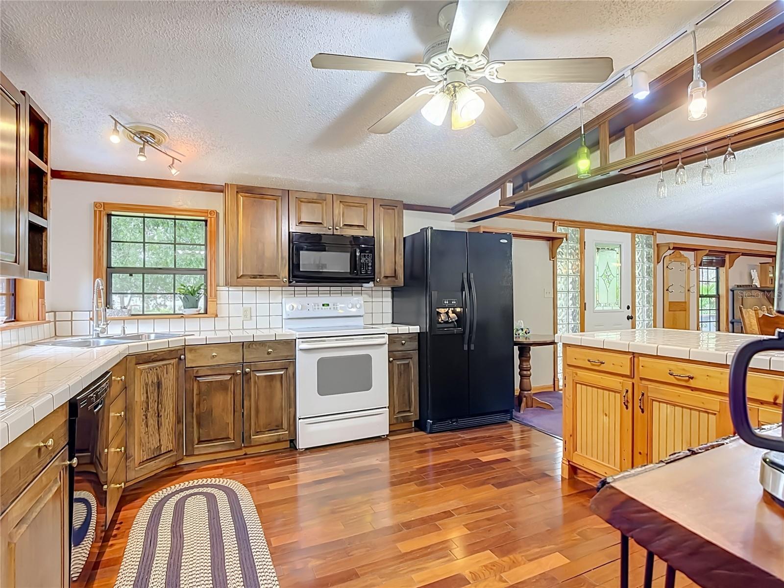 9385 CONCORD RD, ST CLOUD, FL — photo 25