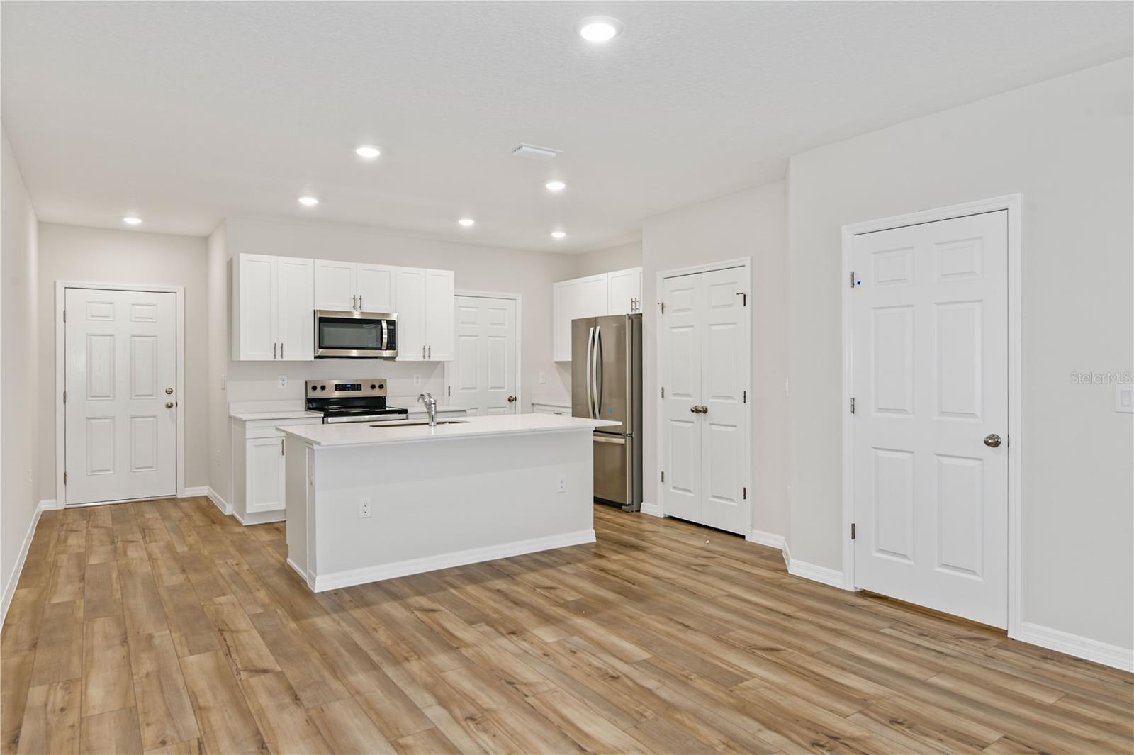9868 PELICAN COAST DR, DADE CITY, FL — photo 10