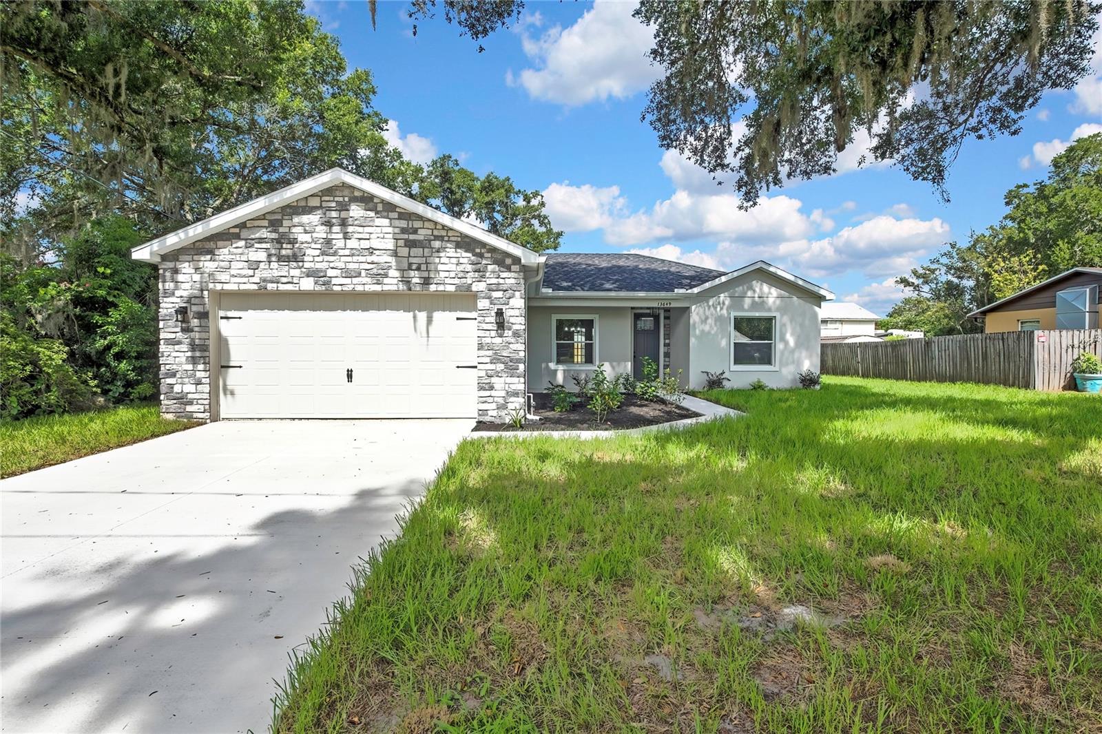 13649 13TH ST, DADE CITY, FL — photo 2