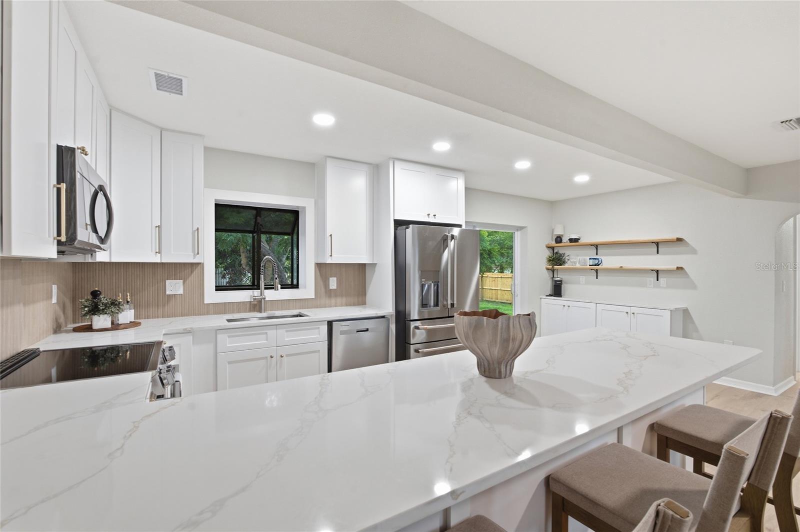 809 WOODCREST AVE, CLEARWATER, FL — photo 6