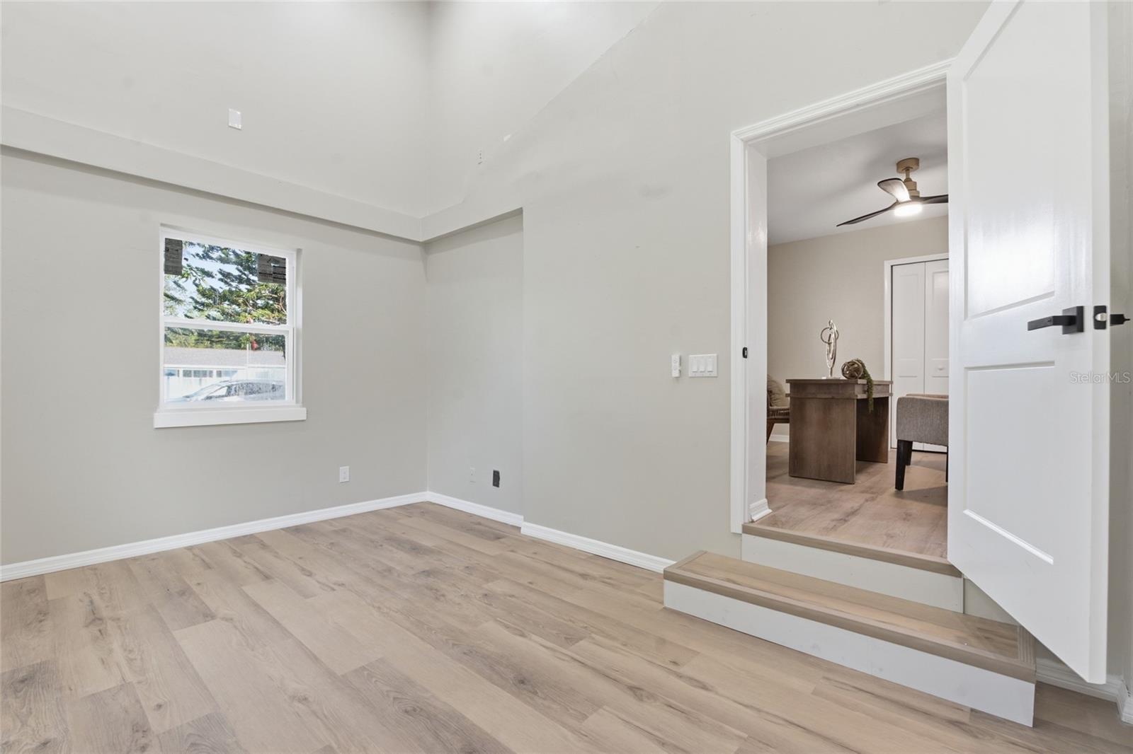 809 WOODCREST AVE, CLEARWATER, FL — photo 12