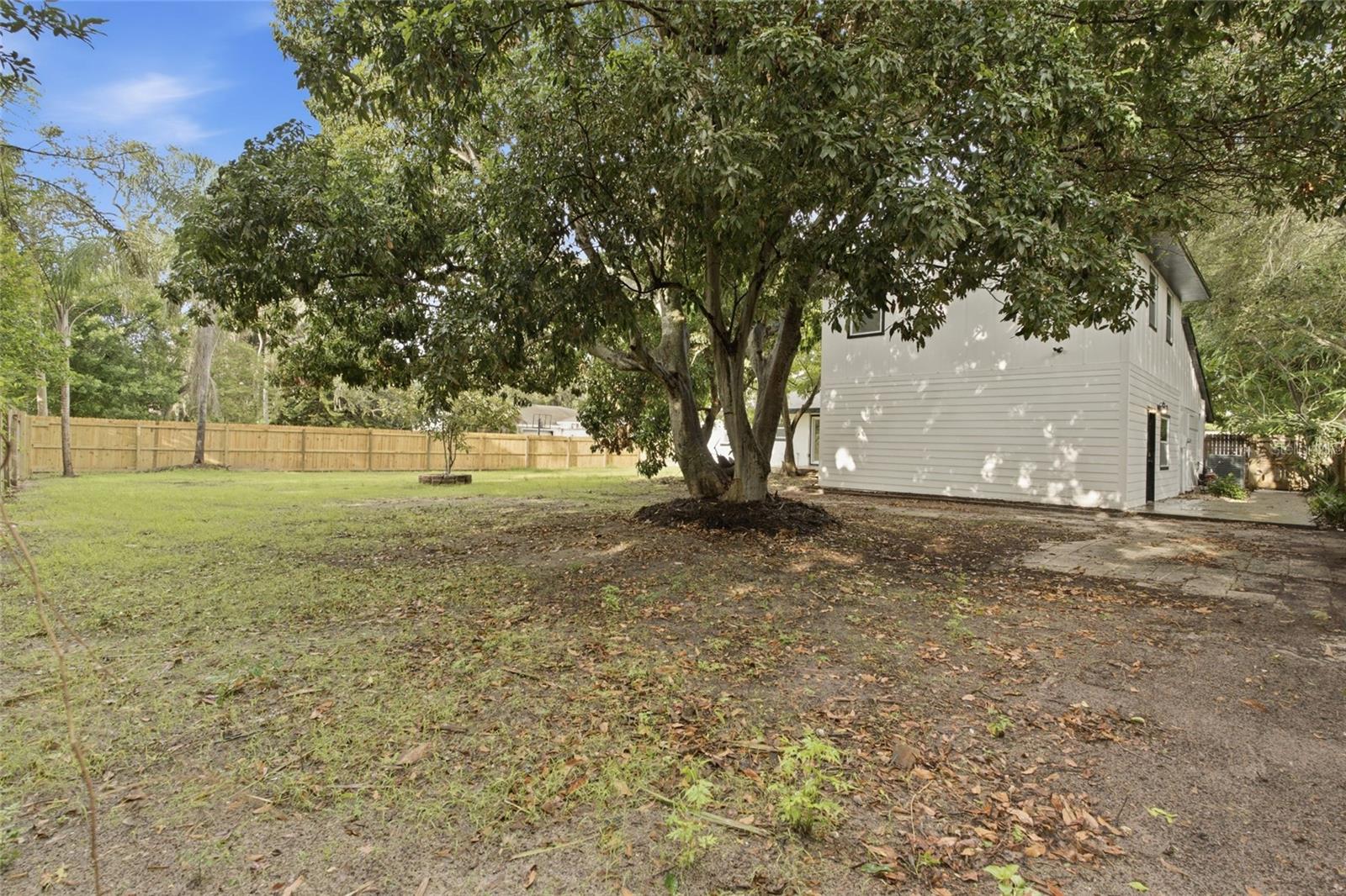 809 WOODCREST AVE, CLEARWATER, FL — photo 30