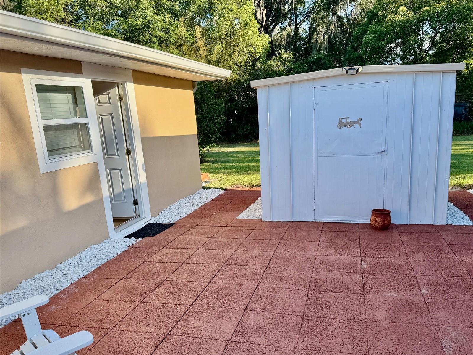 910 W FRENCH AVE, ORANGE CITY, FL — photo 3