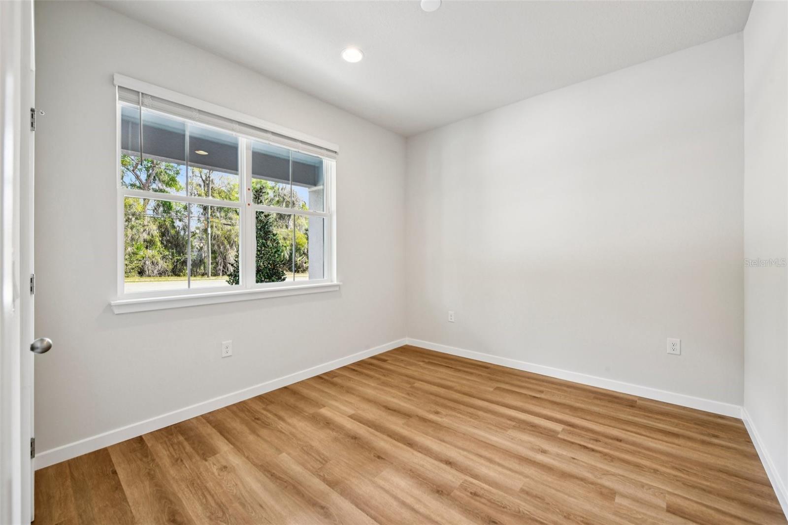536 E BERESFORD AVE, DELAND, FL — photo 11