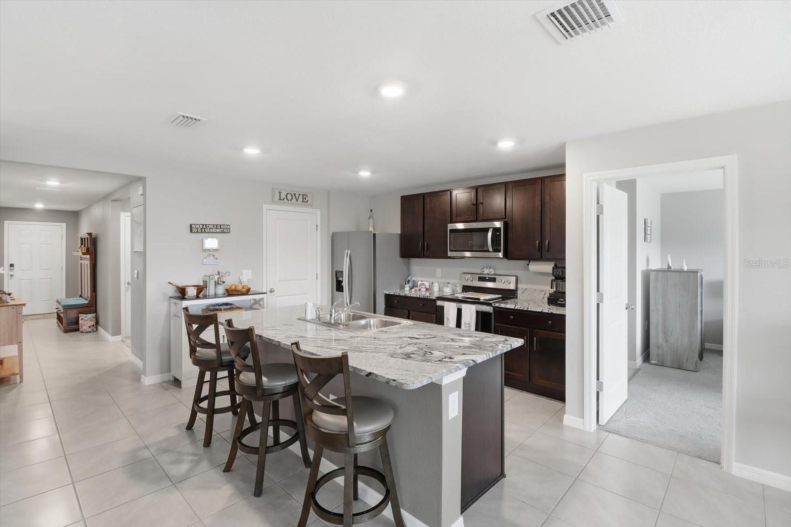 410 W PUTTING GREEN CT, BEVERLY HILLS, FL — photo 22