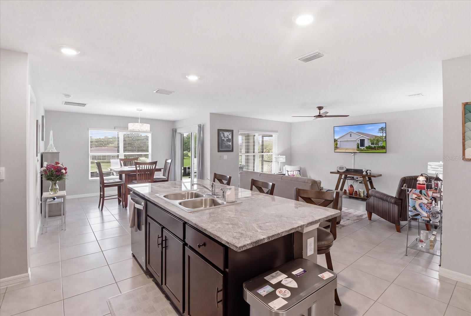 410 W PUTTING GREEN CT, BEVERLY HILLS, FL — photo 24