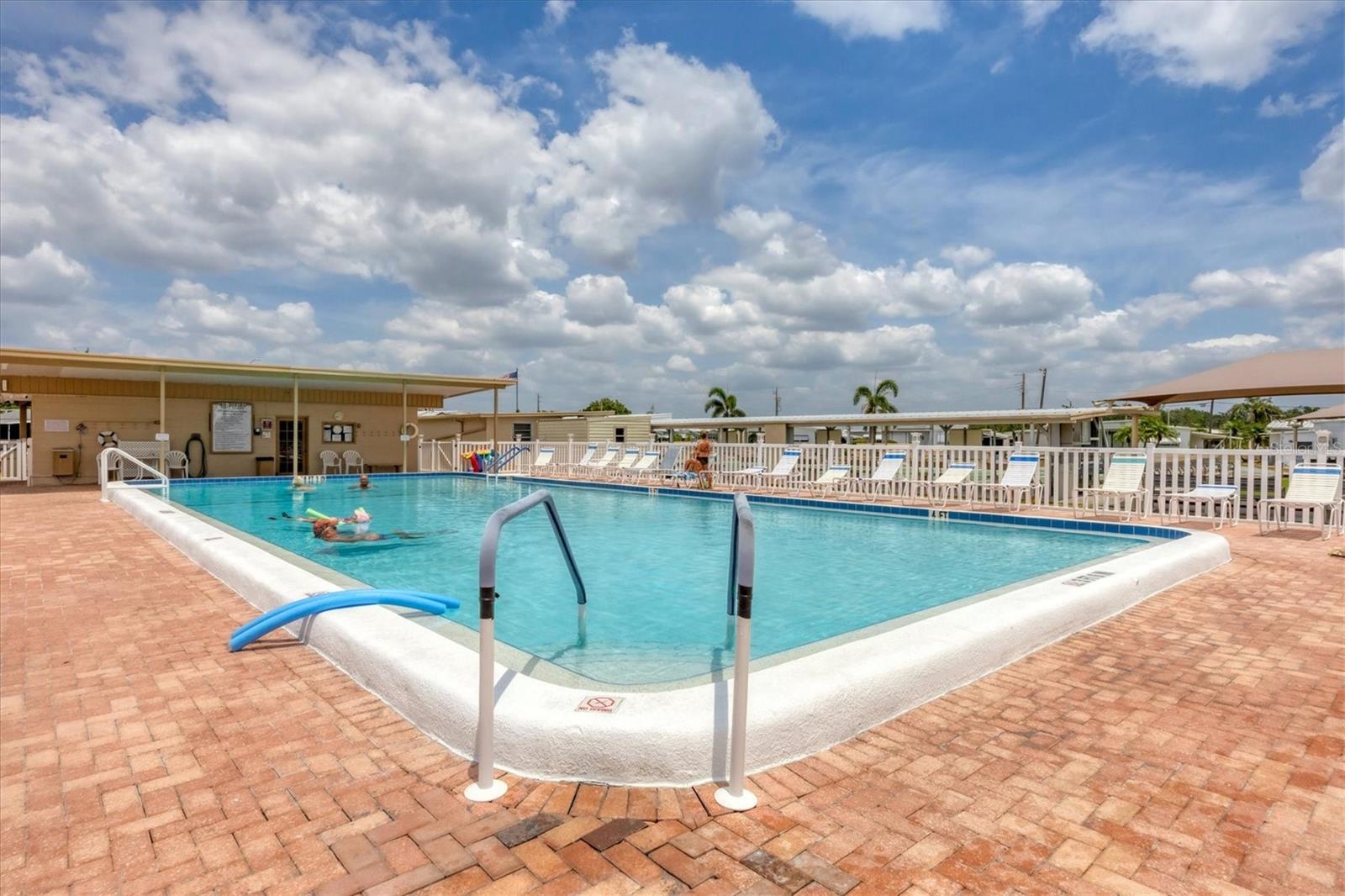 4323 13TH ST E, ELLENTON, FL — photo 40