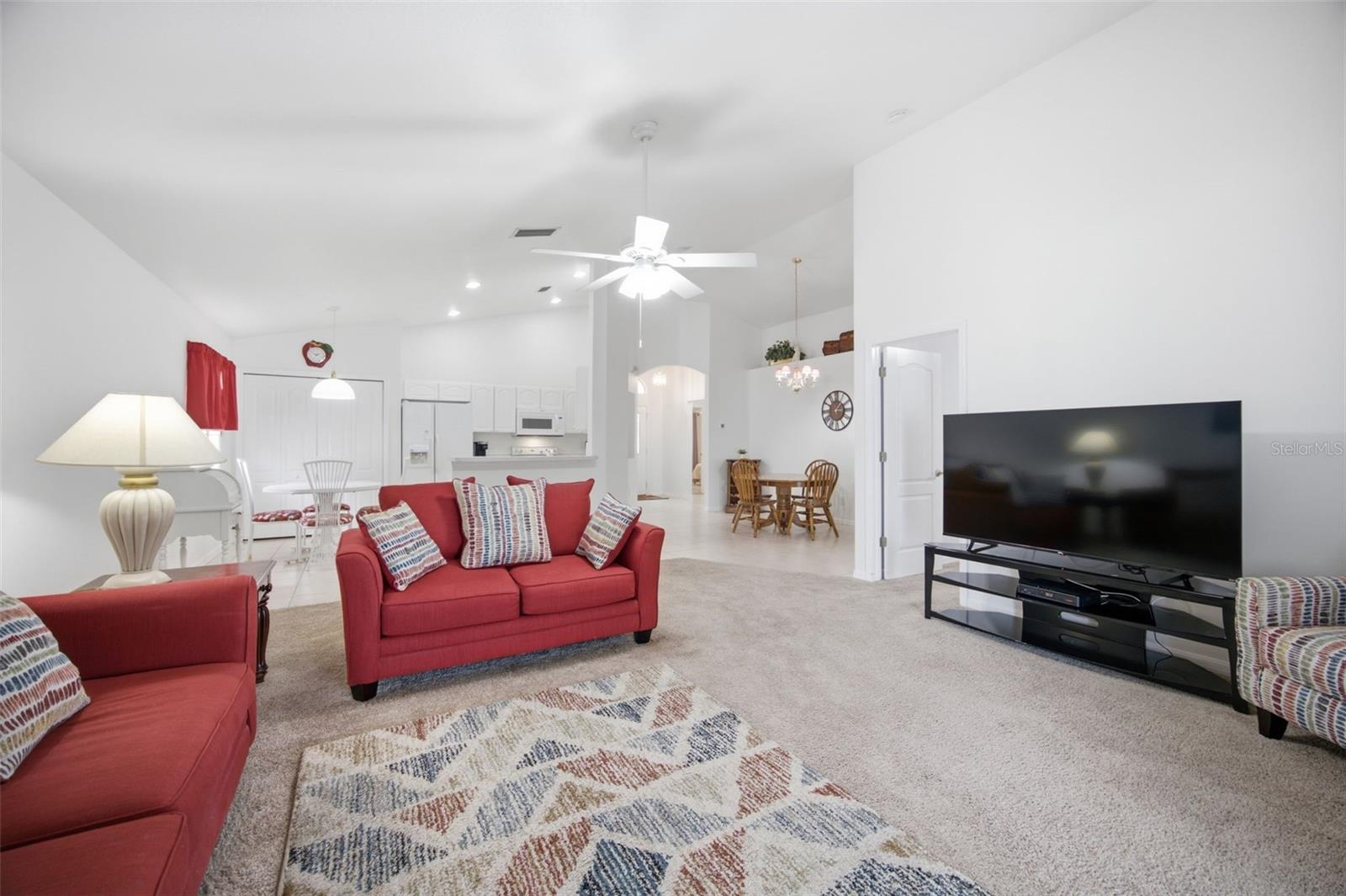 860 ROCKY MOUNTAIN CT, VALRICO, FL — photo 9