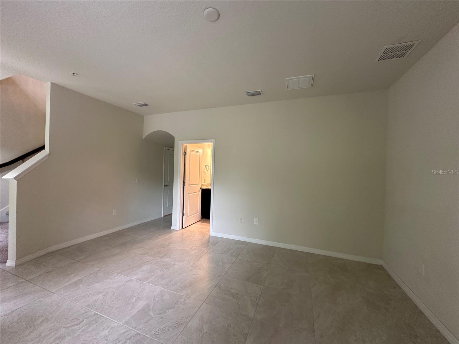 527 PIAZZA PT, OVIEDO, FL — photo 4