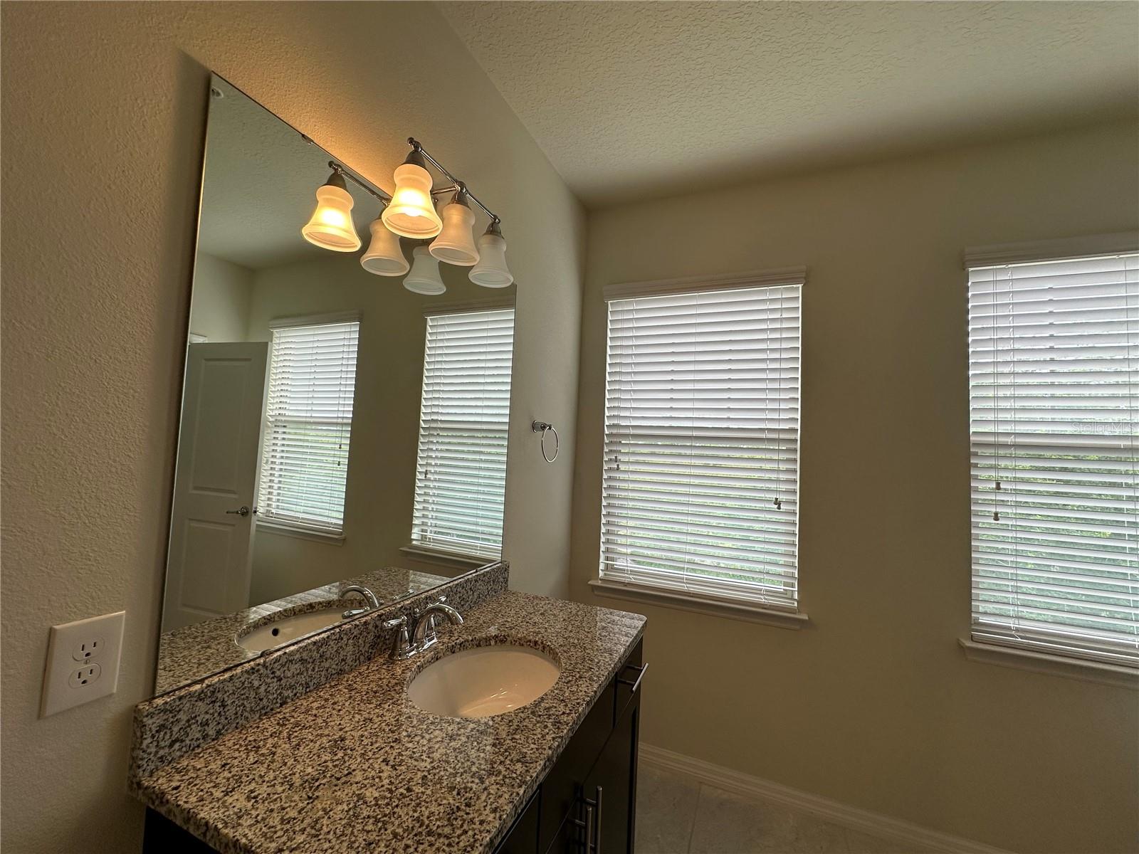 527 PIAZZA PT, OVIEDO, FL — photo 47