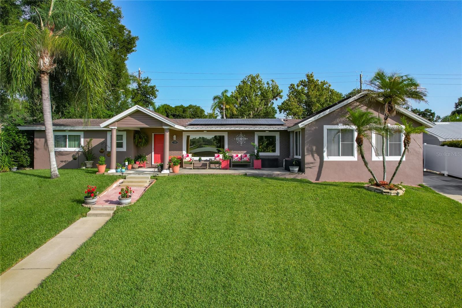 128 N LAKE FLORENCE DR, WINTER HAVEN, FL