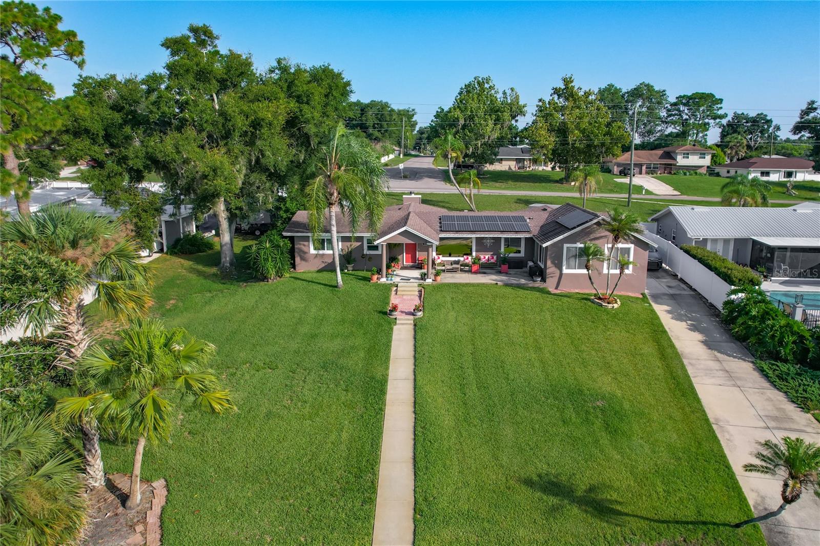 128 N LAKE FLORENCE DR, WINTER HAVEN, FL — photo 9