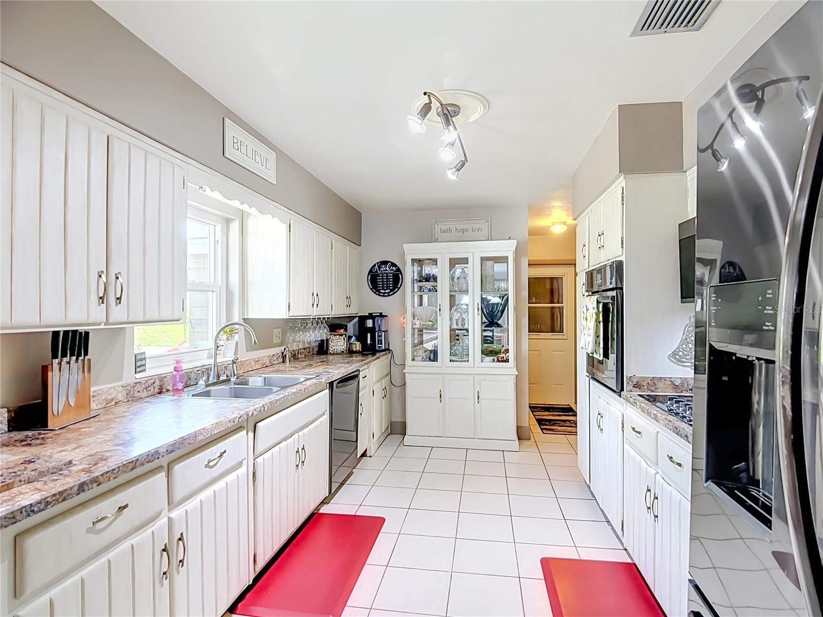 128 N LAKE FLORENCE DR, WINTER HAVEN, FL — photo 4