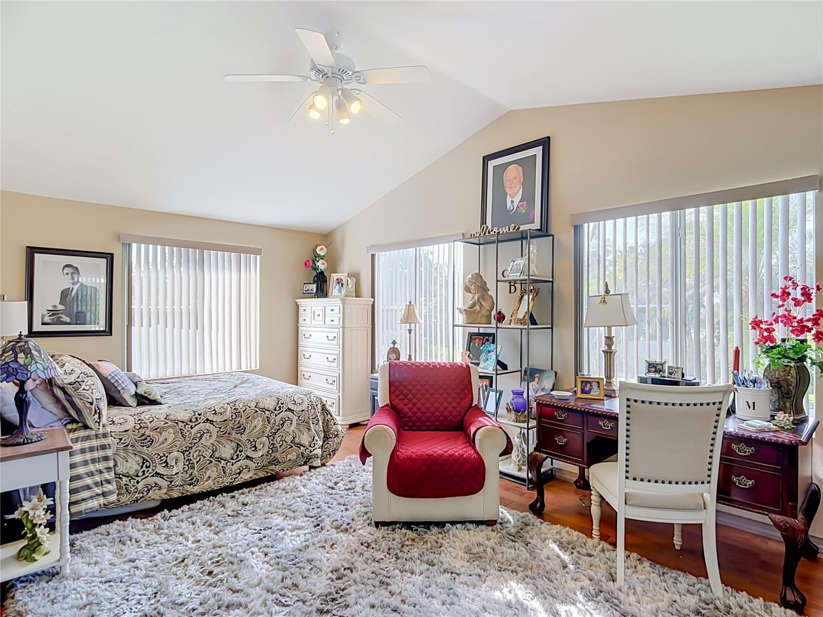 128 N LAKE FLORENCE DR, WINTER HAVEN, FL — photo 17