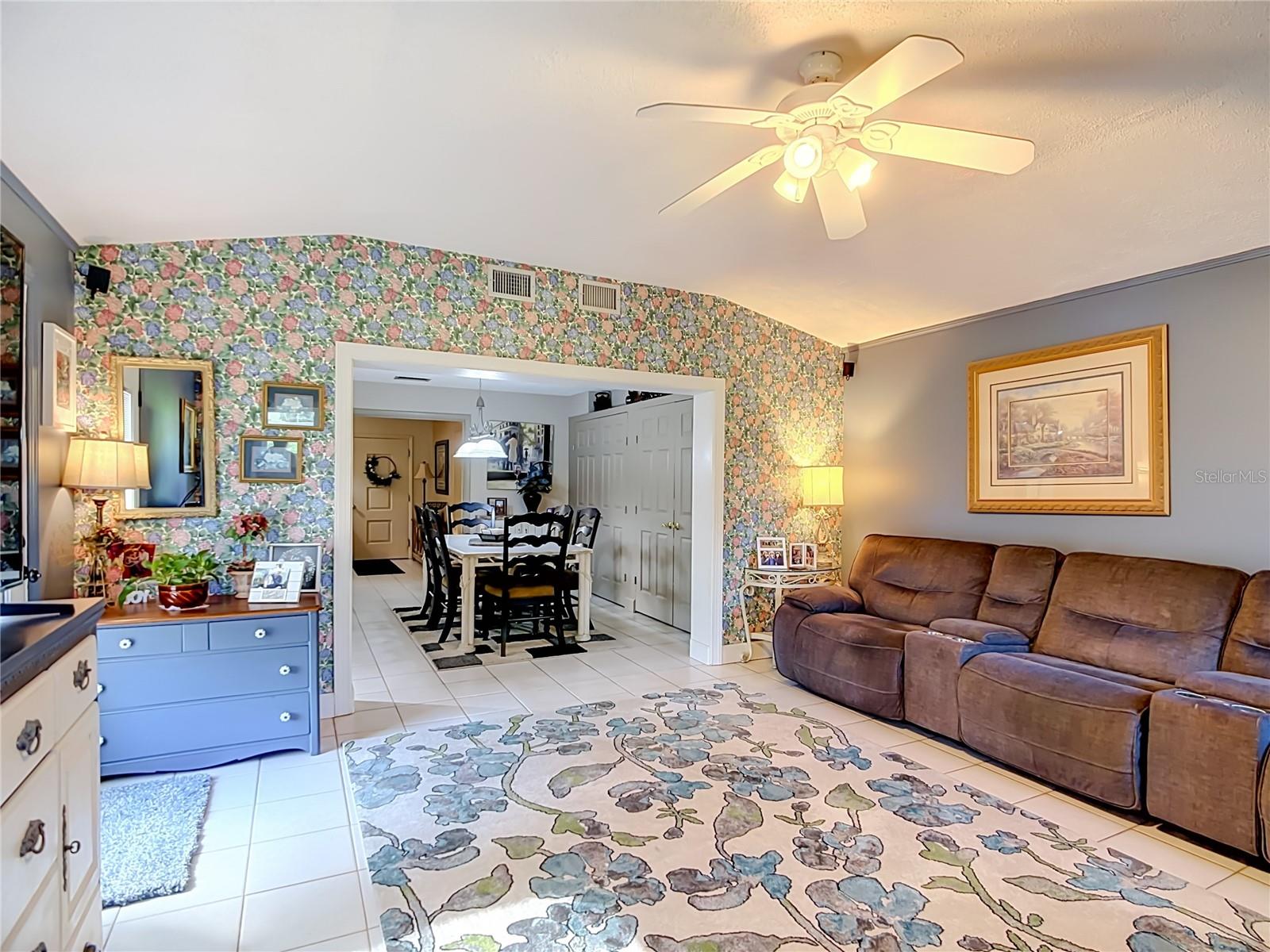 128 N LAKE FLORENCE DR, WINTER HAVEN, FL — photo 32
