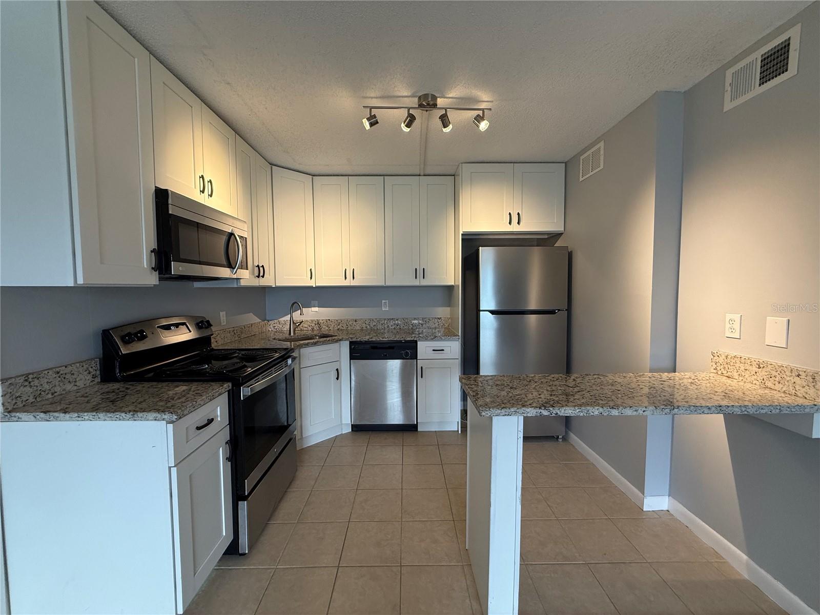 927 S PINE RIDGE CIR #G2, SANFORD, FL — photo 4