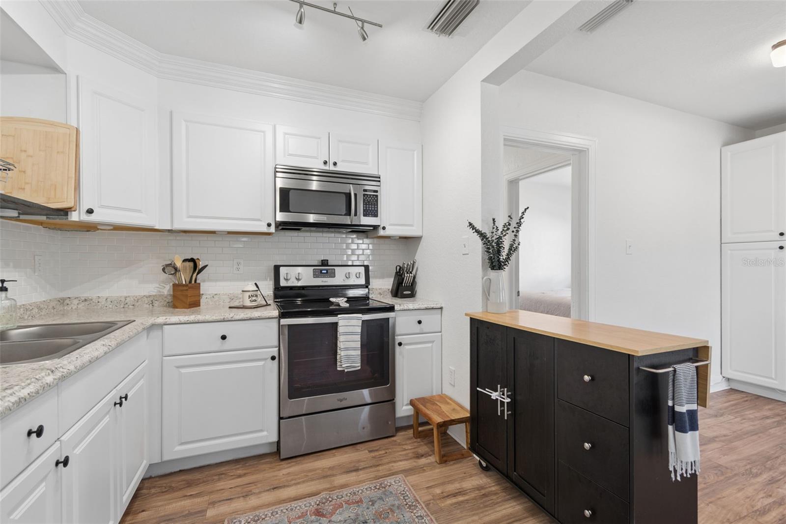 4924 45TH AVE N, ST PETERSBURG, FL — photo 11