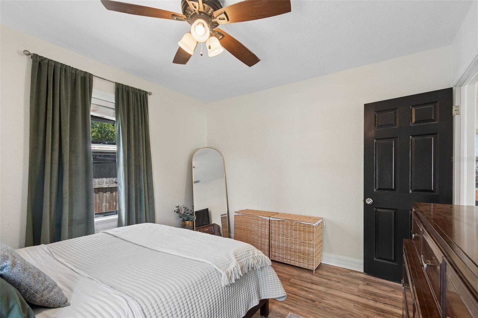 4924 45TH AVE N, ST PETERSBURG, FL — photo 17