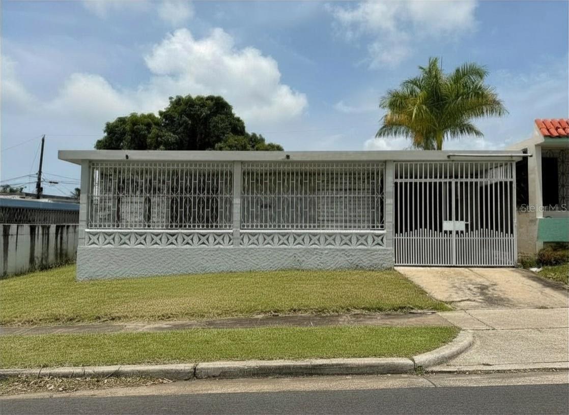 CLL. 18 N FIGUERAS #JJ-12, SAN JUAN, PR