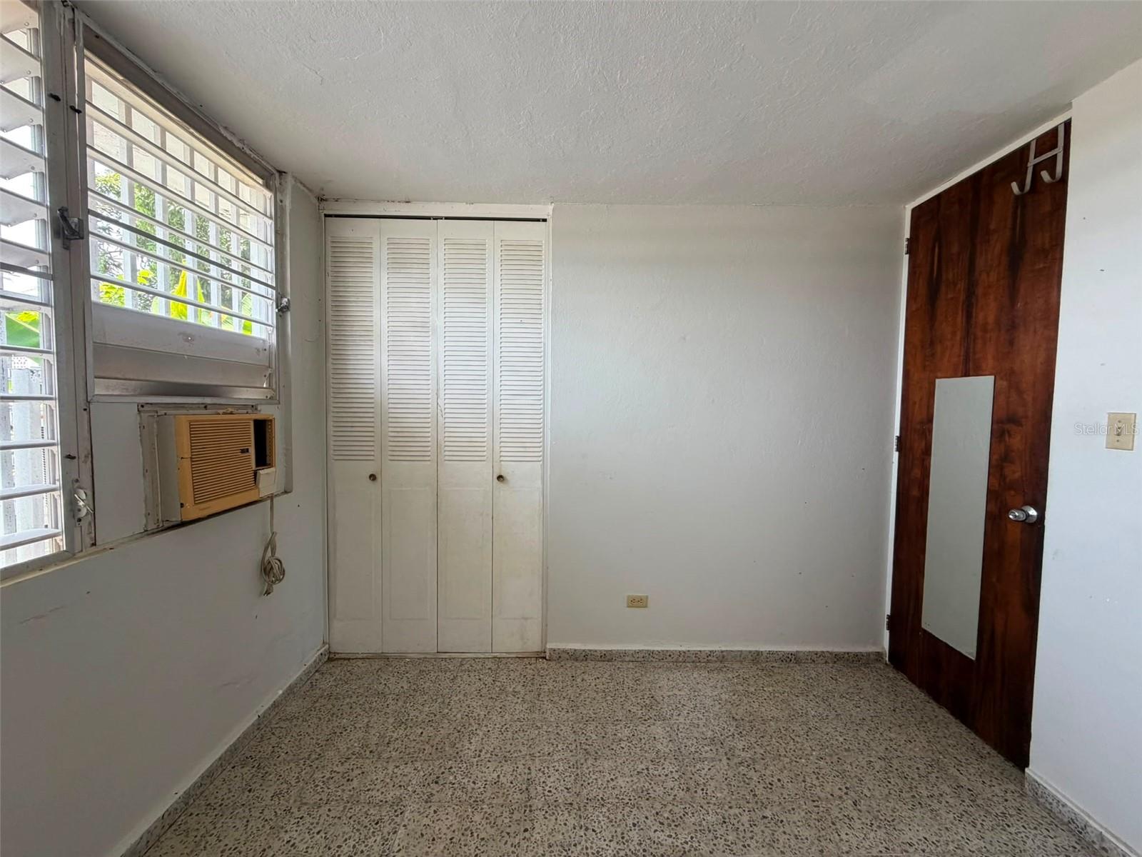 CLL. 18 N FIGUERAS #JJ-12, SAN JUAN, PR — photo 12