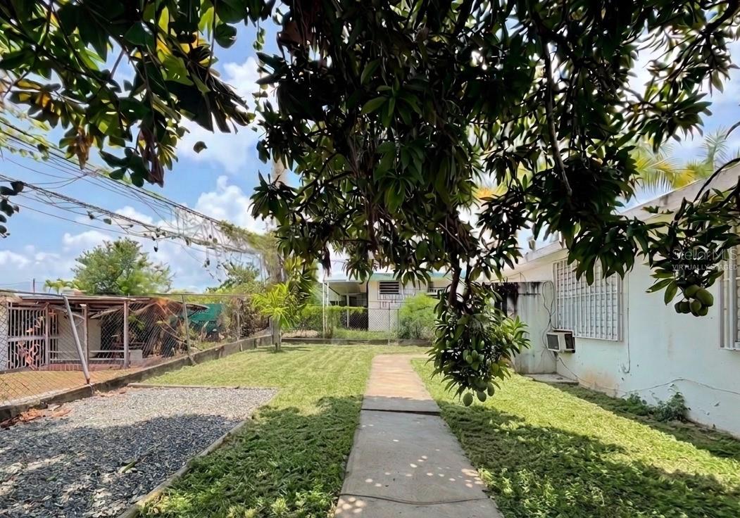 CLL. 18 N FIGUERAS #JJ-12, SAN JUAN, PR — photo 17