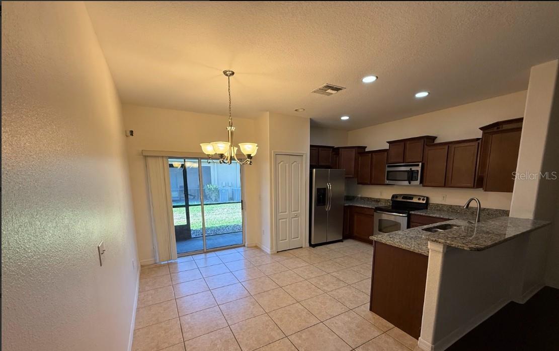 2807 LANTERN HILL AVE, BRANDON, FL — photo 4