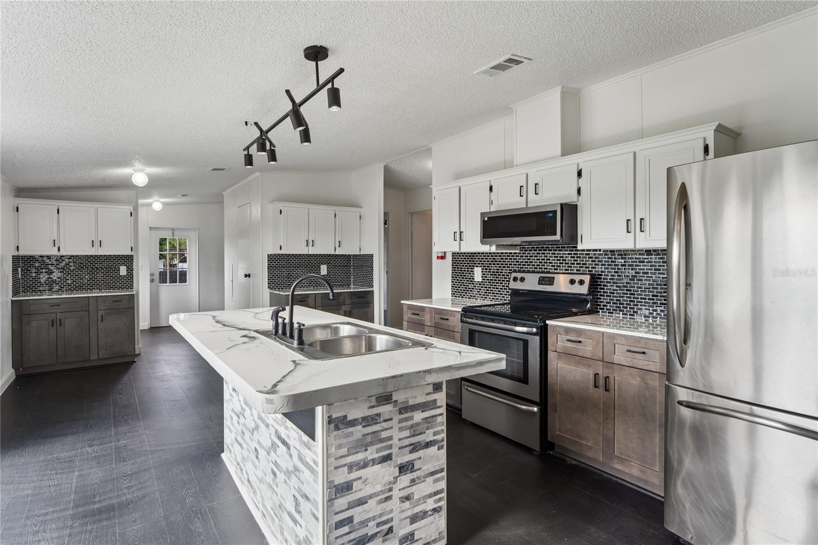 4357 ORLANDO AVE, BROOKSVILLE, FL — photo 8