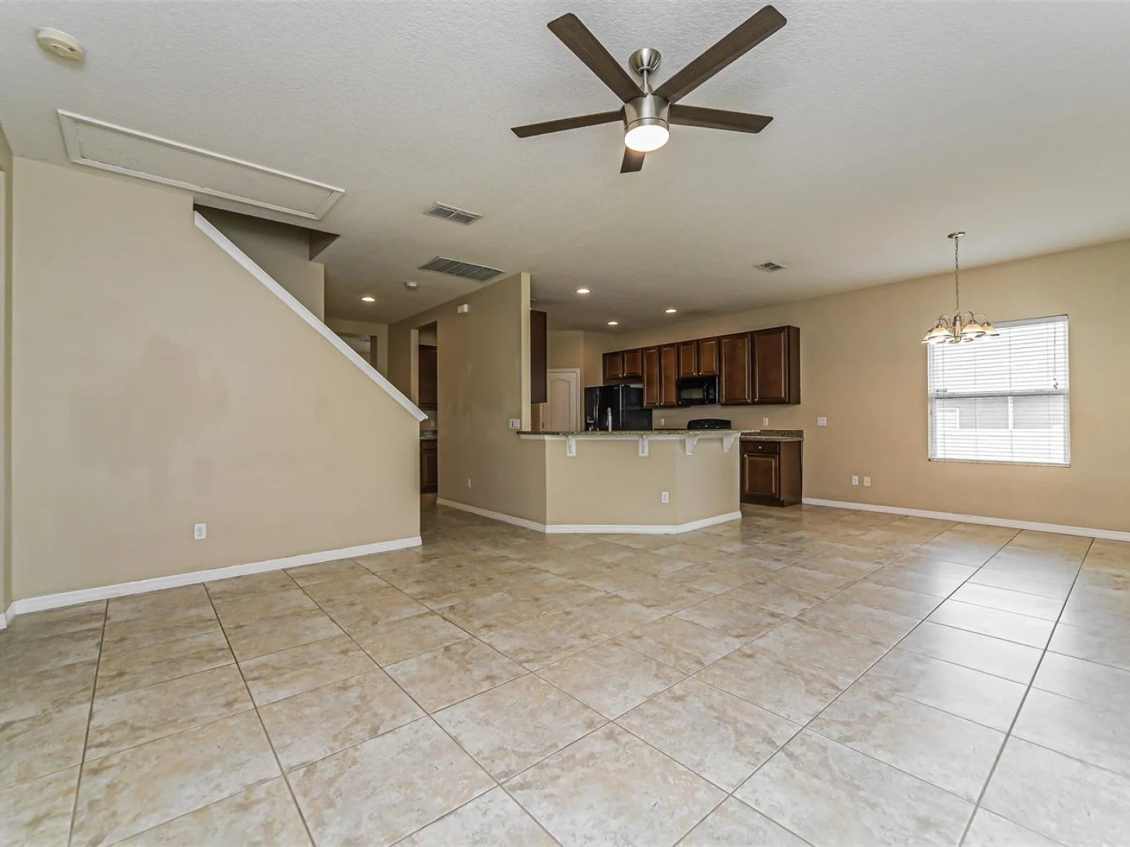 12552 HAMMOCK POINTE CIR, CLERMONT, FL — photo 4