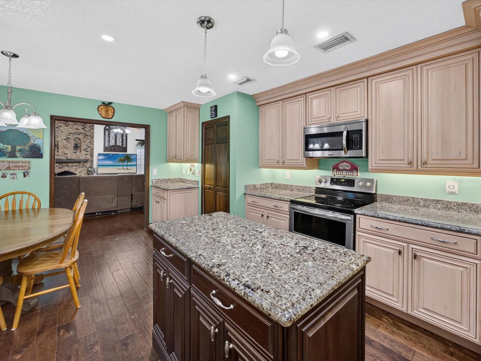 671 QUIETWATER CV, ALTAMONTE SPRINGS, FL — photo 31
