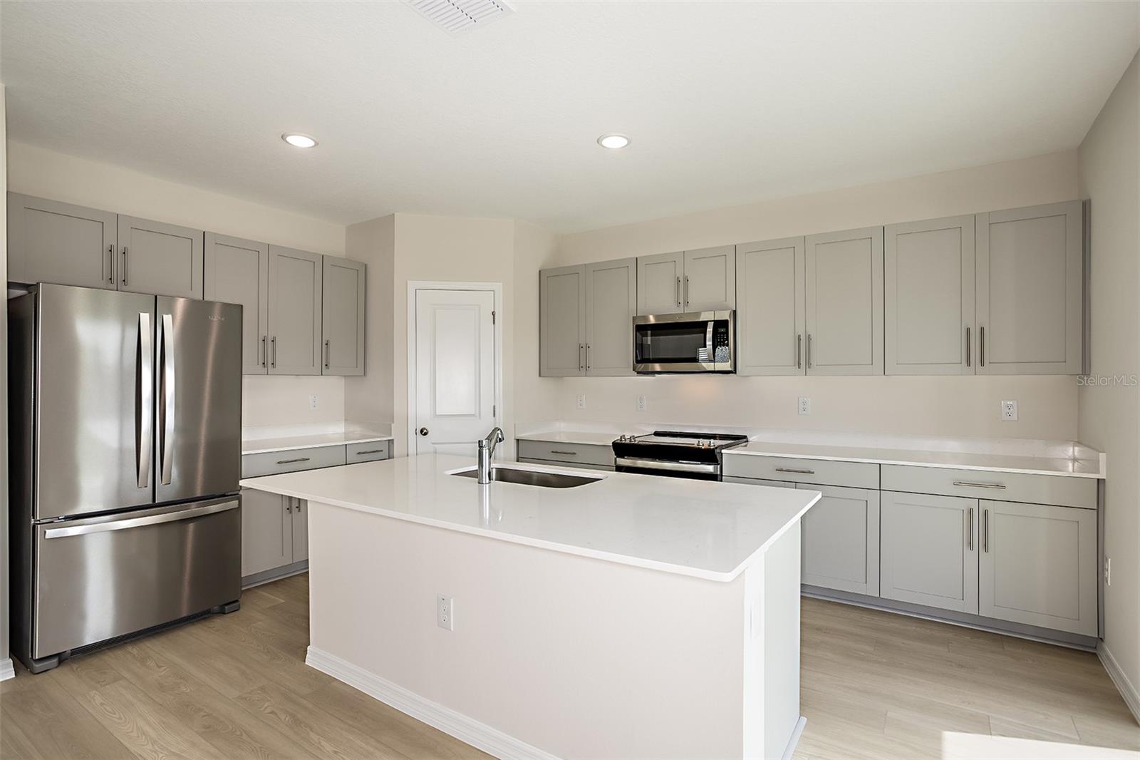 15213 MAUDE LANDING LOOP, WIMAUMA, FL — photo 2